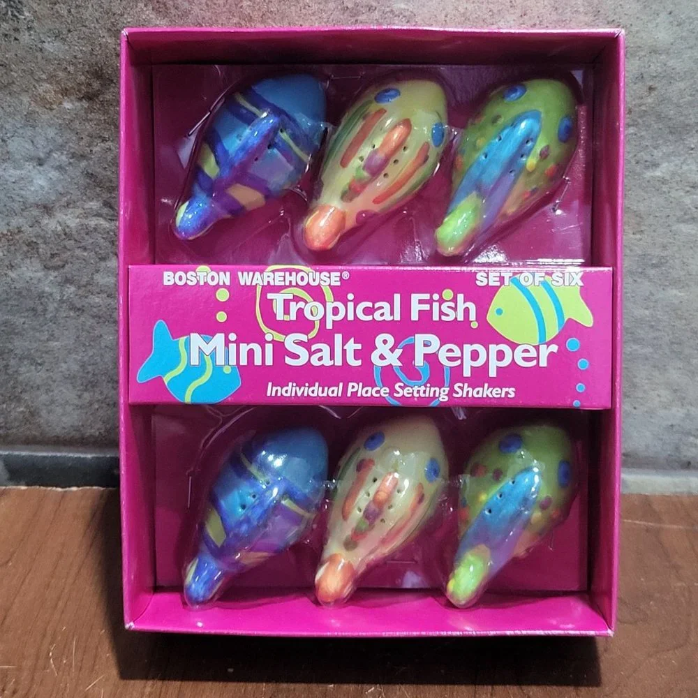 Boston Warehouse Tropical Fish Mini Salt & Pepper Shakers Set of 6 NIB